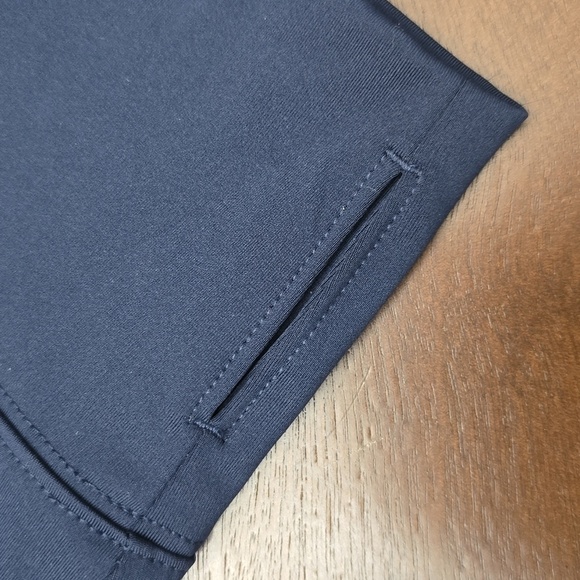 TOMMY BAHAMA Dark Blue Activewear Top Women's XL 3/4 Zip - Picture 6 of 7